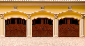 wood-garage-doors-7400.jpg